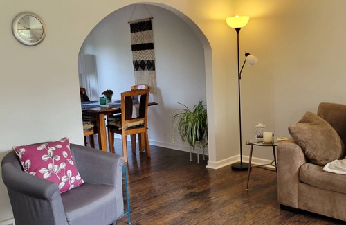 Benson House | Entire, cozy home for rent!