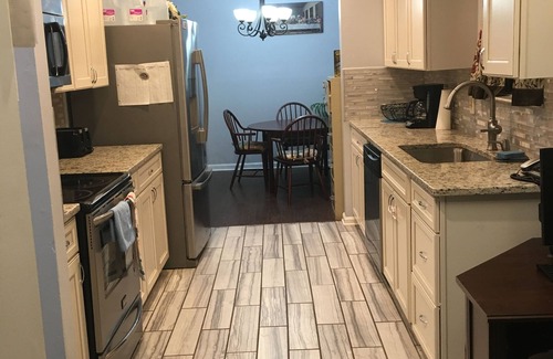 Clinton House | Entire Cozy House close to MGM, DC, Virginia