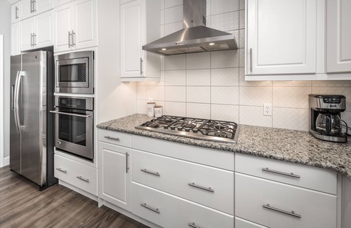 Chestermere House | Entire Executive Home, Walk to lake!