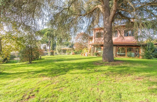 Capranica House | Entire farmhouse with three apartments and swimming pool