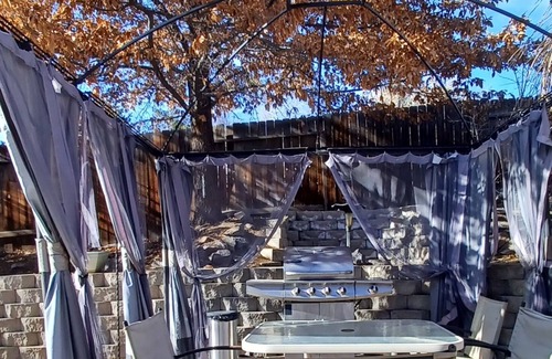 Sparks House | Entire Home Extended Stay Master Suite