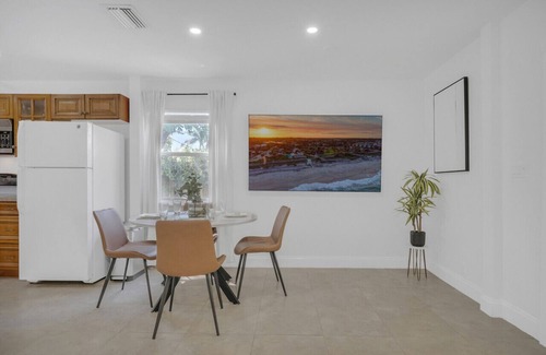 Grandview Heights Apartment | Entire Home in City-Place, Convention Center