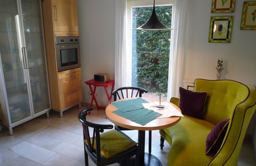 Franzosisch Buchholz House | Entire House in the countryside and yet only 30 minutes to the City capital