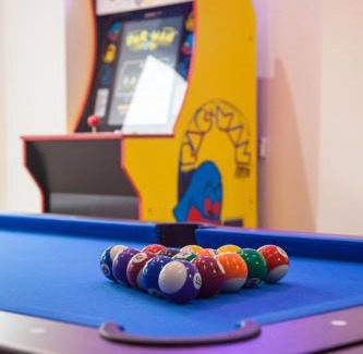 Old Trafford House | Entire Luxury Home in Old Trafford, next to MUFC