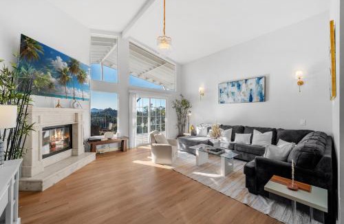 Rancho San Diego House | Entire Private 4BR 2Bth, Pool, View, 4 Parking, King Bed, Big Yard