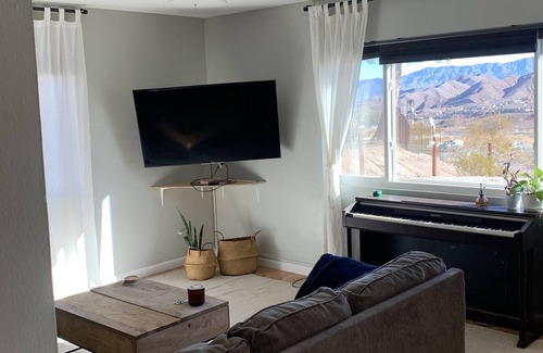 Boulder City House | Entire Residential 4 BDR 1.5 BR Home . Boulder City