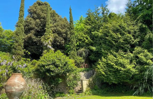Bathampton Villa | Entire villa in Bath and North East Somerset, United Kingdom