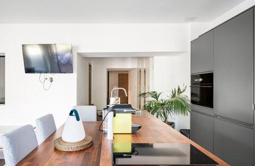 Rognac Apartment | Entre Aix et Marseille