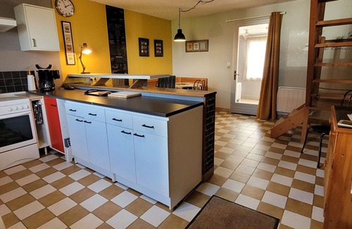 Graignes-Mesnil-Angot Cottage | Entre Ciel Et Marais-Gîte-Traditional-Shared Bathroom