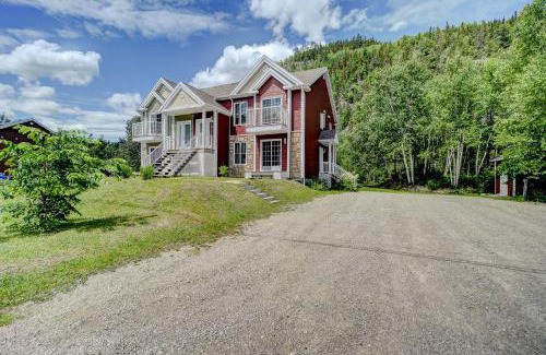 L'Anse-Saint-Jean Apartment | Entre roc et montagne