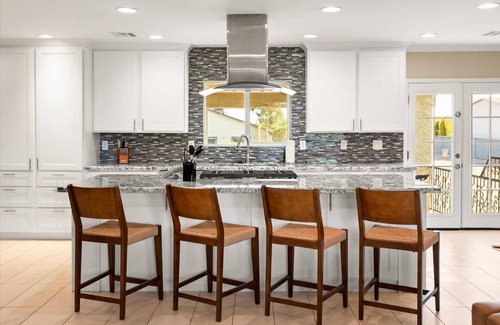 Peoria House | Epic AZ Stay: Pickleball, Putt Putt, Pool & More