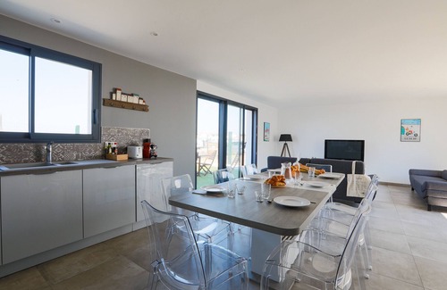 Le Bois-Plage-en-Re Ski Chalet | Equiped house for 4 adults and 4 children