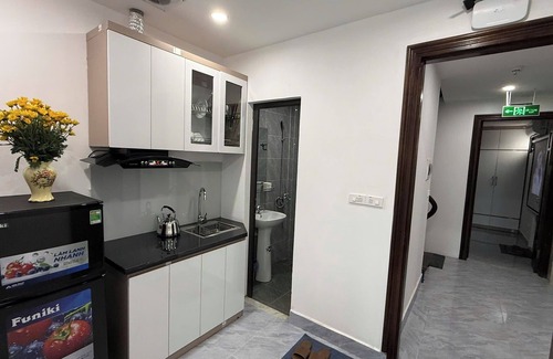 Cong Vi Apartment | Era Apartment Doi Can エラ 格安賃貸アパート