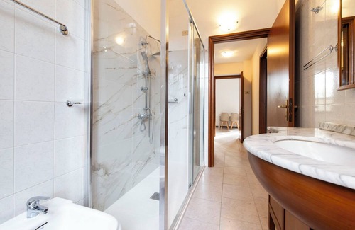 Baranzate Apartment | Erba 6 - One Bedroom Apartment, Sleeps 4