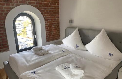 Gaustadt Apartment | ERBA Insel 140qm Penthouse