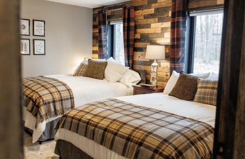 Rubicon House | Erin Hills Area Perfect Retreat - Fall Colors Specials!