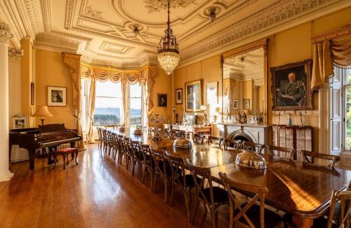 Errol House | Errol Park - Grand Stately Home & Views