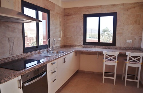 Triquivijate Villa | Dream villa with private tennis court & heated pool & children’s play area