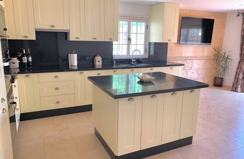 San Miguel de Abona Villa | Stunning family villa with totally secluded pool area. Wheelchair friendly