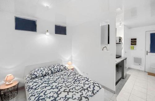 Chalons-en-Champagne Apartment | Escapade en Champagne - Modern, Wifi, 2 pers