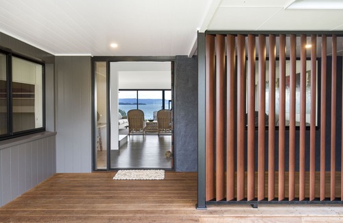 Culburra Beach House | Escape @Culburra Absolute Beach Front -private access/Amazing Views/Luxury