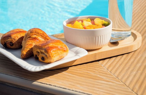 Port-Louis House | Escape in the heart of the city T3 Jacuzzis Sauna and swimming pool