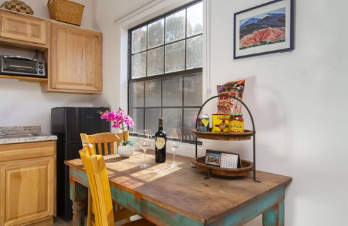 Northeast Santa Fe Cottage | Escape into serenity just minutes from the Plaza.