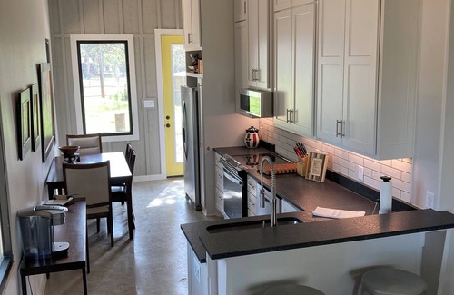 Smith County House | Escape the madness to serenity and calm, 2-bedroom lake view, with AC in Bullard