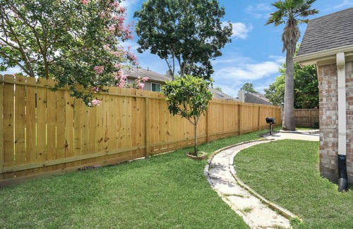 Clear Lake City House | Escape the Ordinary: Discover Your Perfect Home Away From Home!