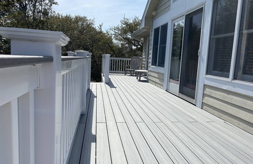 Ocean Sands House | Escape to Brightside OBX where Sunny Days & Sea Breezes are always in sight!