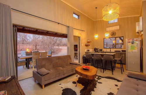 Marloth Park House | Escape to Chui House – A/C, Pool, WiFi & Wildlife Near Kruger National Park