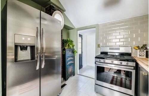 Washington Cottage | Escape to Our Dog-Friendly Cottage in Washington Depot!