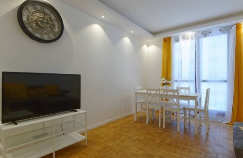 La Joliette Apartment | Escape to Provence