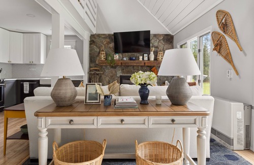 Warren Cabin | Escape to the Mountains: Vermont Cabin near Sugarbush Resort