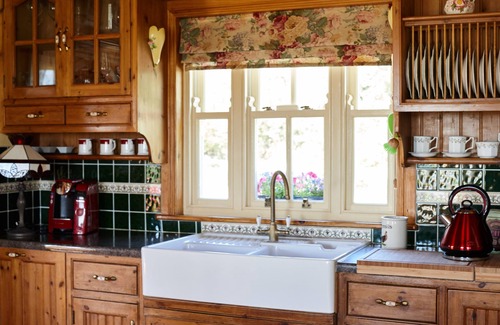 Ennis Cabin | Escape to tranquil luxury near The Cliffs of Moher ,Co Clare.