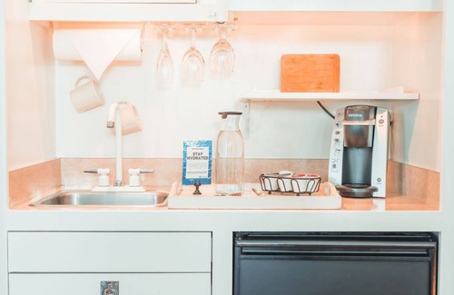 Calistoga Cottage | Escape to wine country in your independent cottage in downtown Calistoga