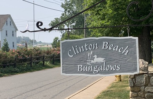 Clinton House | Escape to Your Tranquil Seaside Retreat at Clinton Beach Bungalows: Bungalow 1