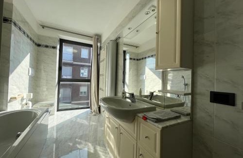 Stazione Apartment | [Esclusivo 120 MQ] nel cuore di Bergamo