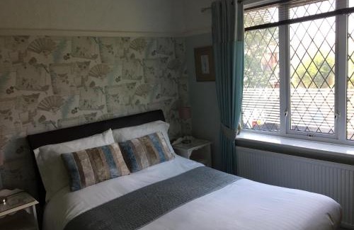 Lytham St. Anne's Bed & Breakfast | EsJays at Knowles House