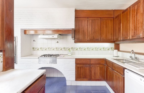 Chacras de Coria House | Espectacular casa para grupos, opcional desayuno