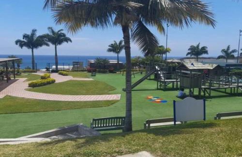 Manta House | Espectacular casa grande vacacional en Manta!