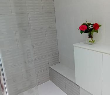 Salceda de Caselas House | Espectacular casa moderna con jardín y terraza