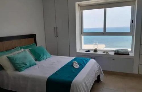 Manta Apartment | Espectacular Departamento frente al mar