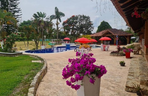 Pueblo Tapao House | Espectacular finca cerca al parque del café!