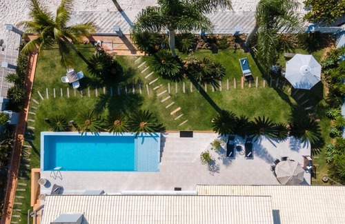 Centro House | Espetacular Casa Frente ao Mar em Bombinhas - SC