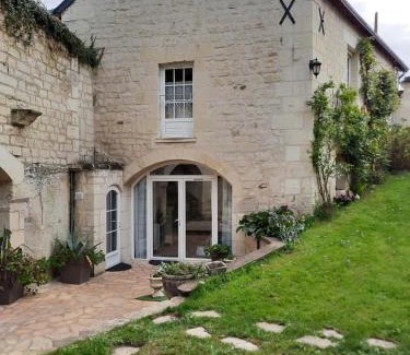 Beaumont-en-Veron House | Esprit Troglo