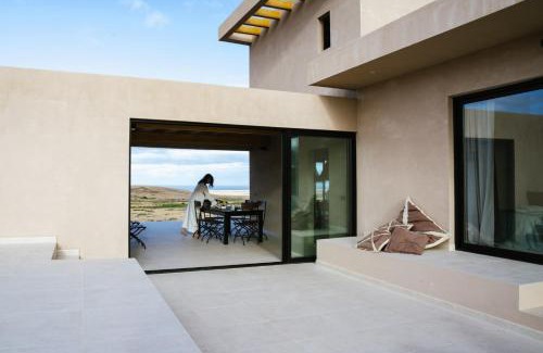 Tindaya Villa | Essea Living Tindaya with heated pool