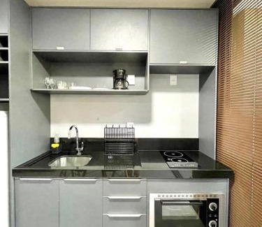 Jardim dos Estados Apartment | Estúdio no 27º Andar com Vista p/Av. Afonso Pena