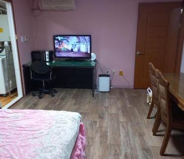 Buk-gu Villa | Esther Queen House