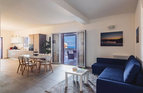 Brucoli Apartment | Etna Mare Apt by Wonderful Italy - Cedro